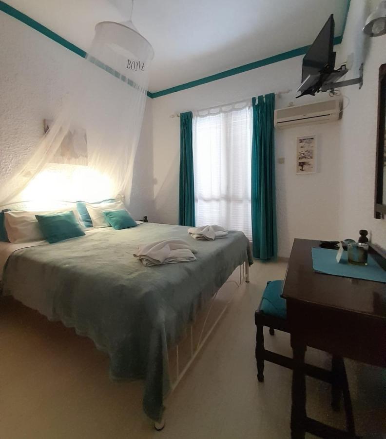 Agia Marina  Artemis Rooms מראה חיצוני תמונה