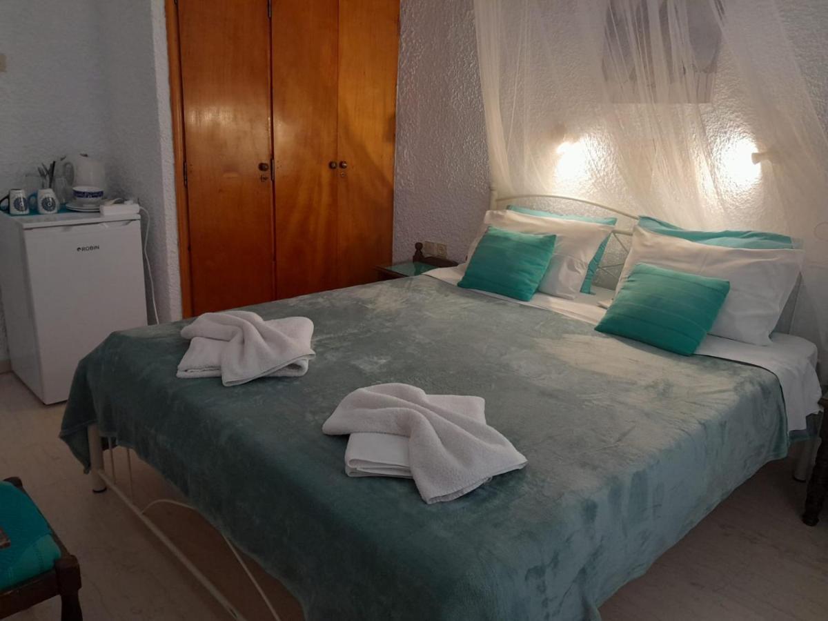 Agia Marina  Artemis Rooms מראה חיצוני תמונה