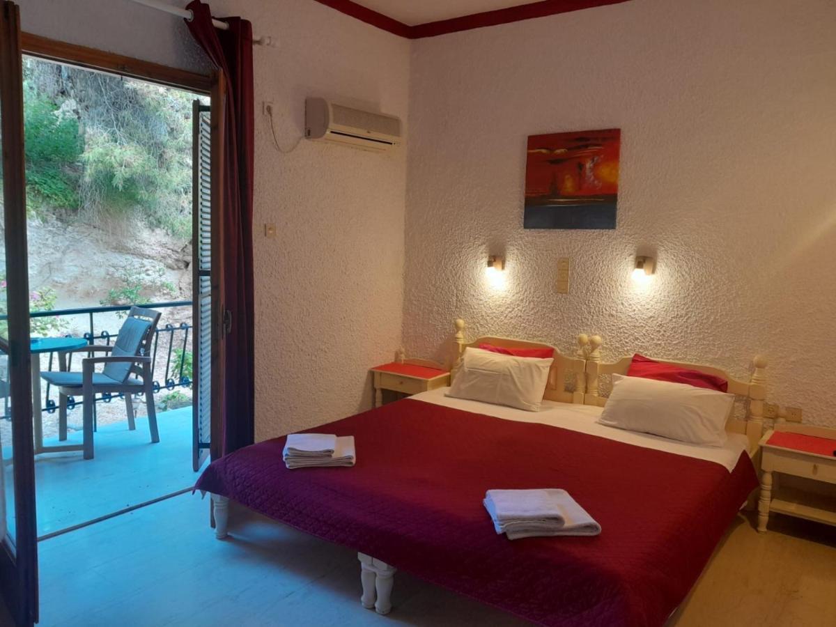 Agia Marina  Artemis Rooms מראה חיצוני תמונה