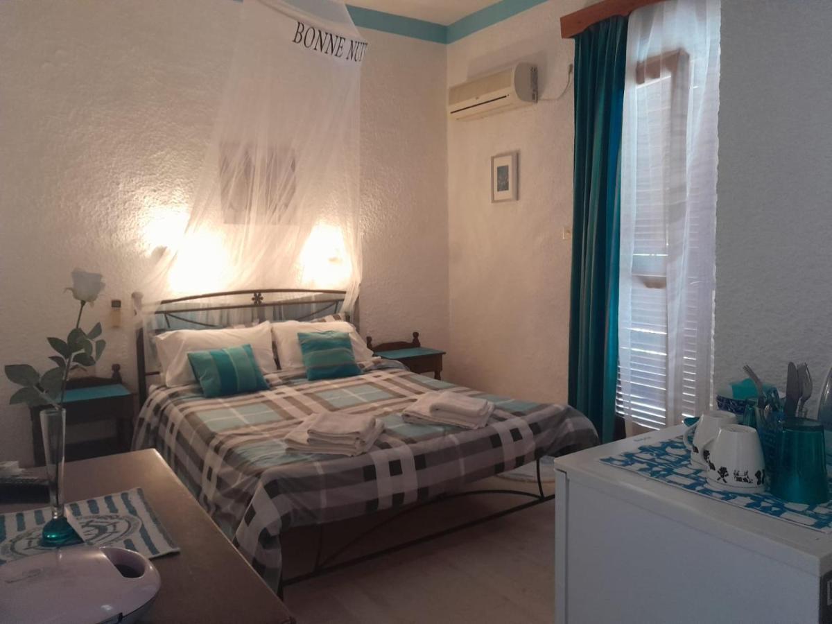 Agia Marina  Artemis Rooms מראה חיצוני תמונה
