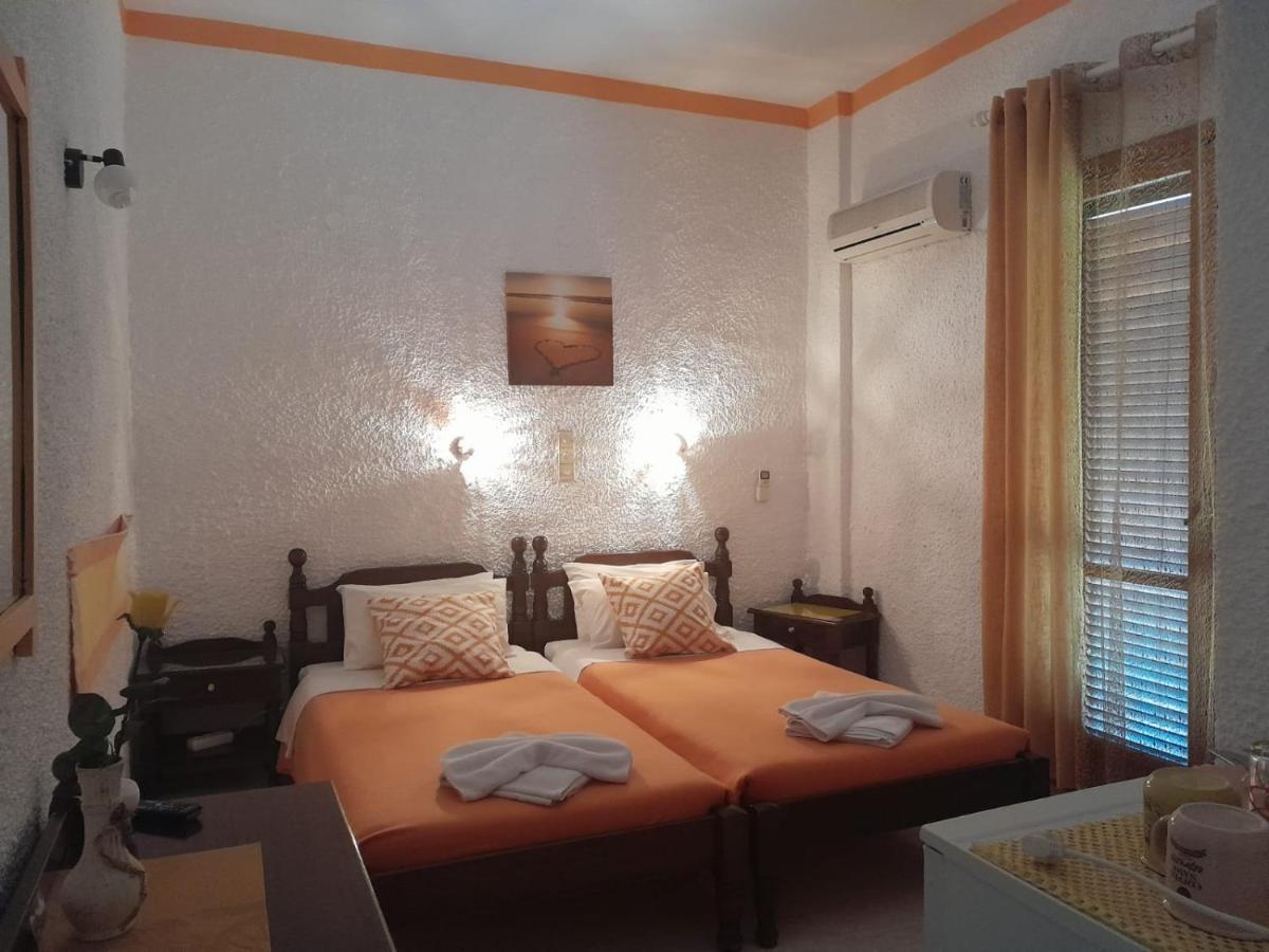 Agia Marina  Artemis Rooms מראה חיצוני תמונה
