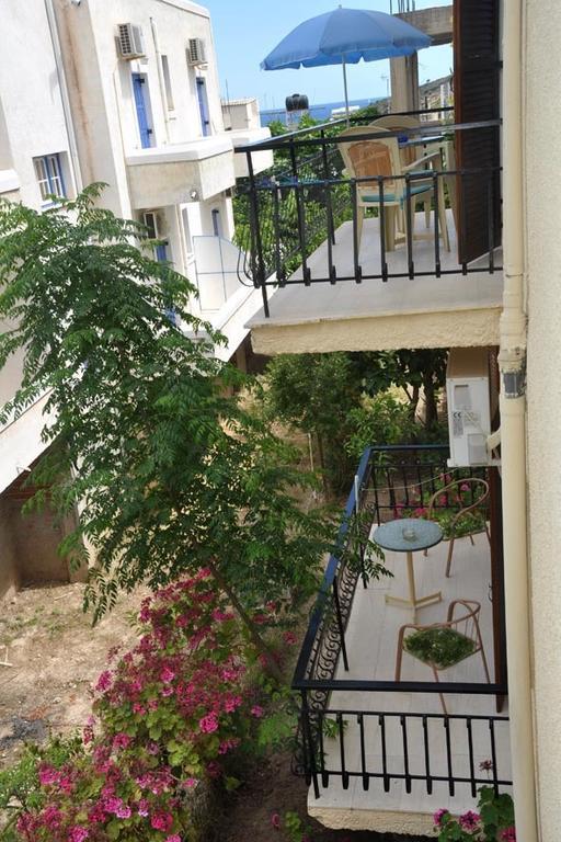 Agia Marina  Artemis Rooms מראה חיצוני תמונה