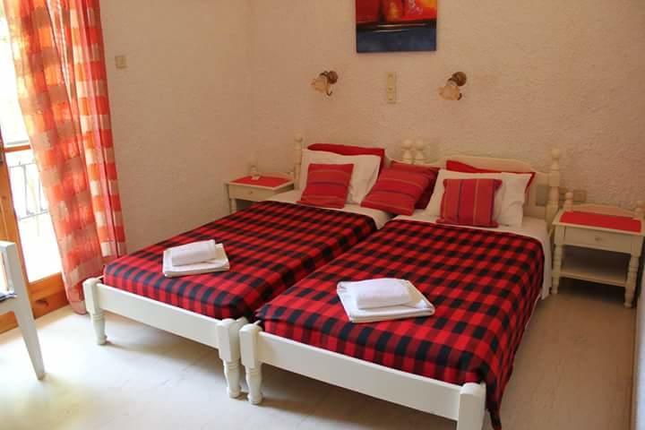 Agia Marina  Artemis Rooms מראה חיצוני תמונה
