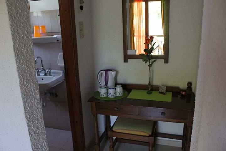 Agia Marina  Artemis Rooms מראה חיצוני תמונה